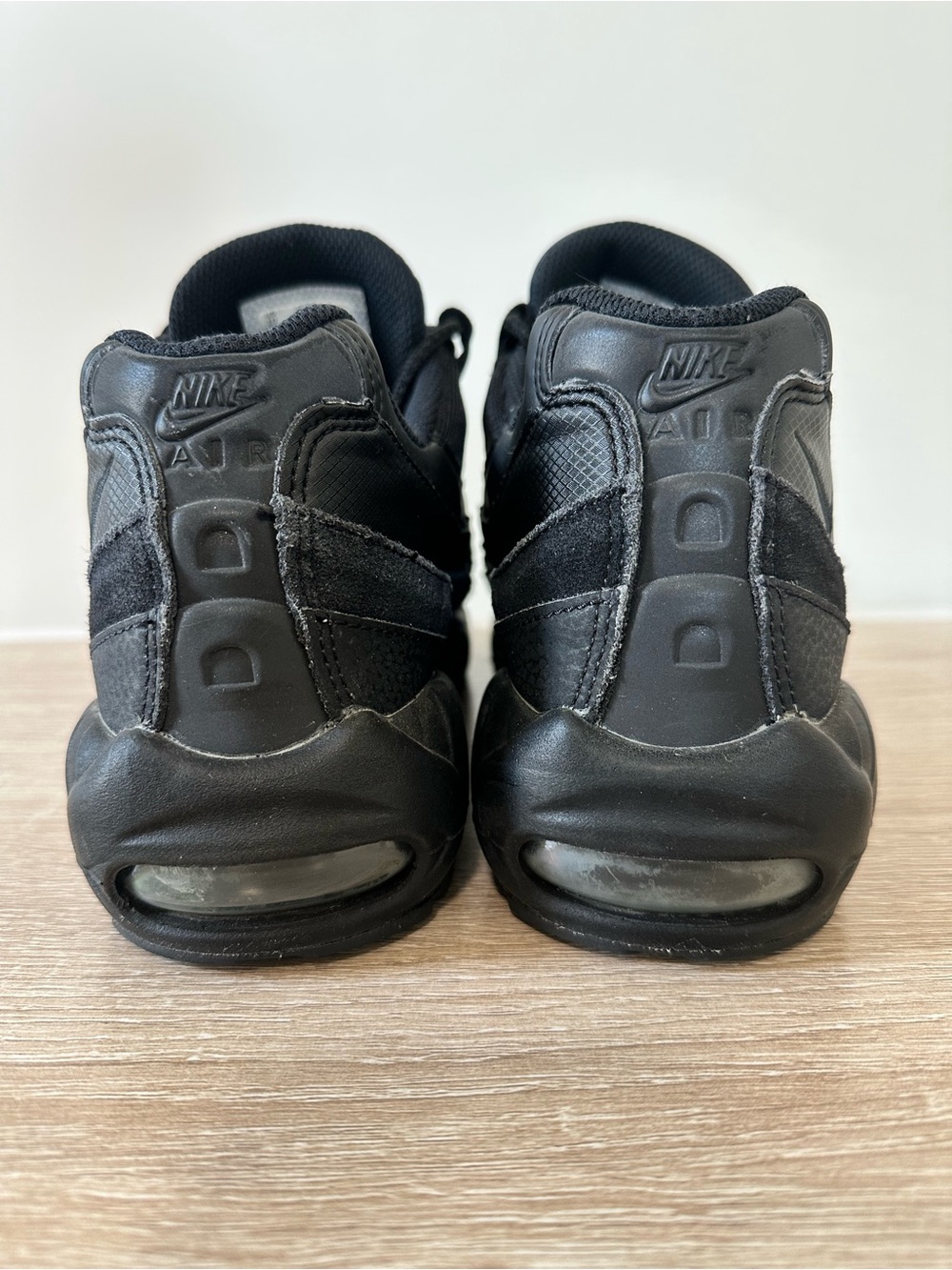 Nike Air Max 95 Essential Triple Black CI3705-001 Men's Size 10 - Picture 7 of 10